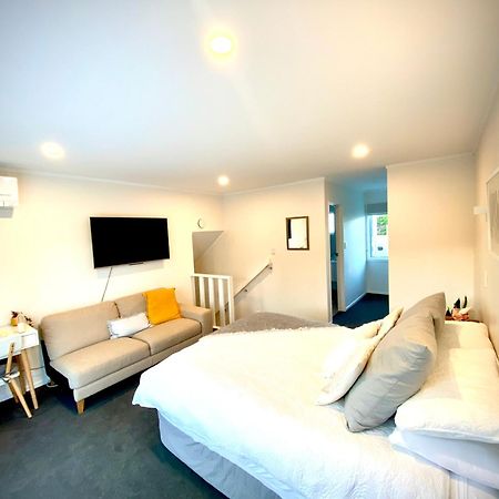 2 Mile Bay Guesthouse 陶波 外观 照片