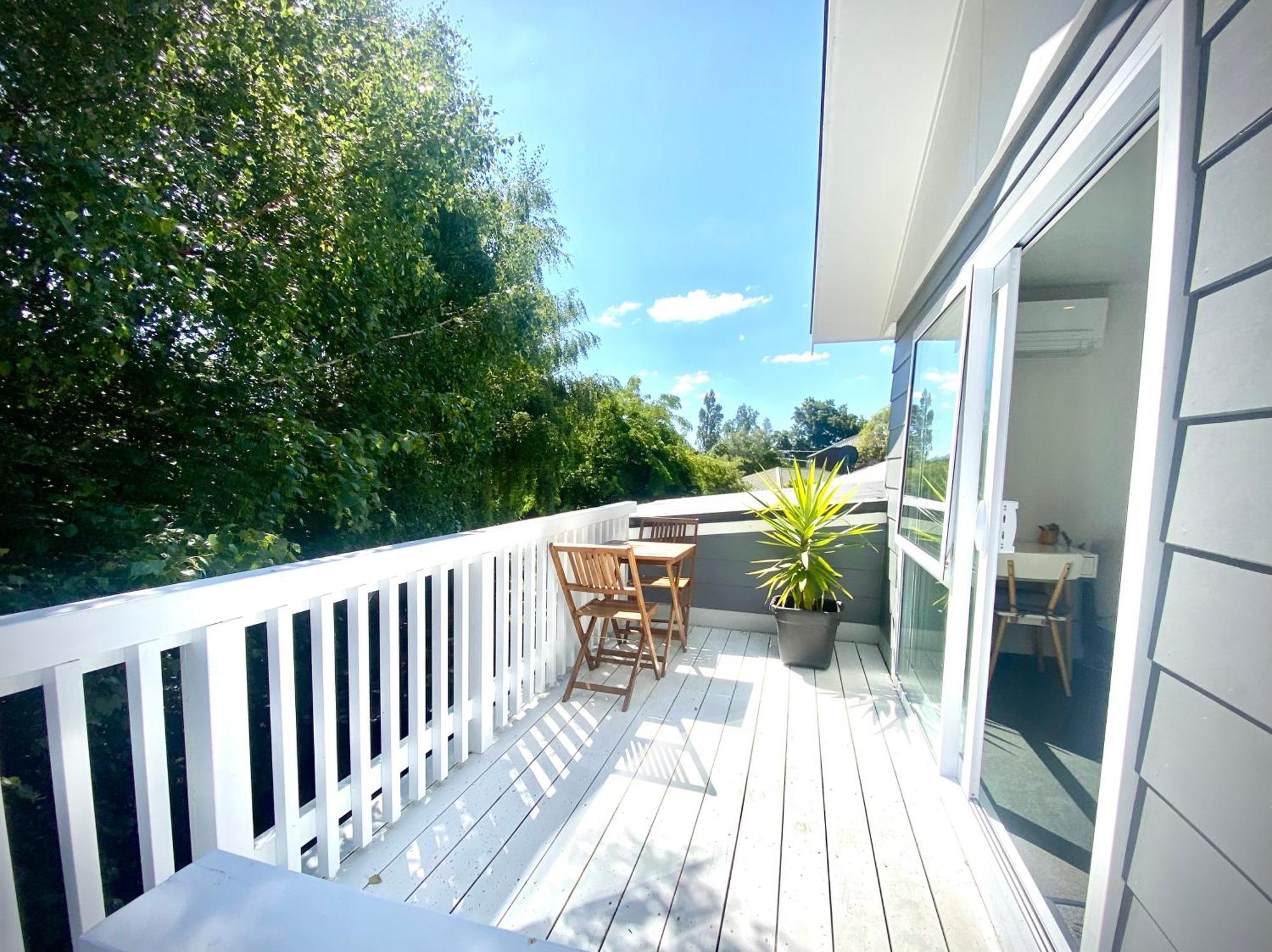 2 Mile Bay Guesthouse 陶波 外观 照片